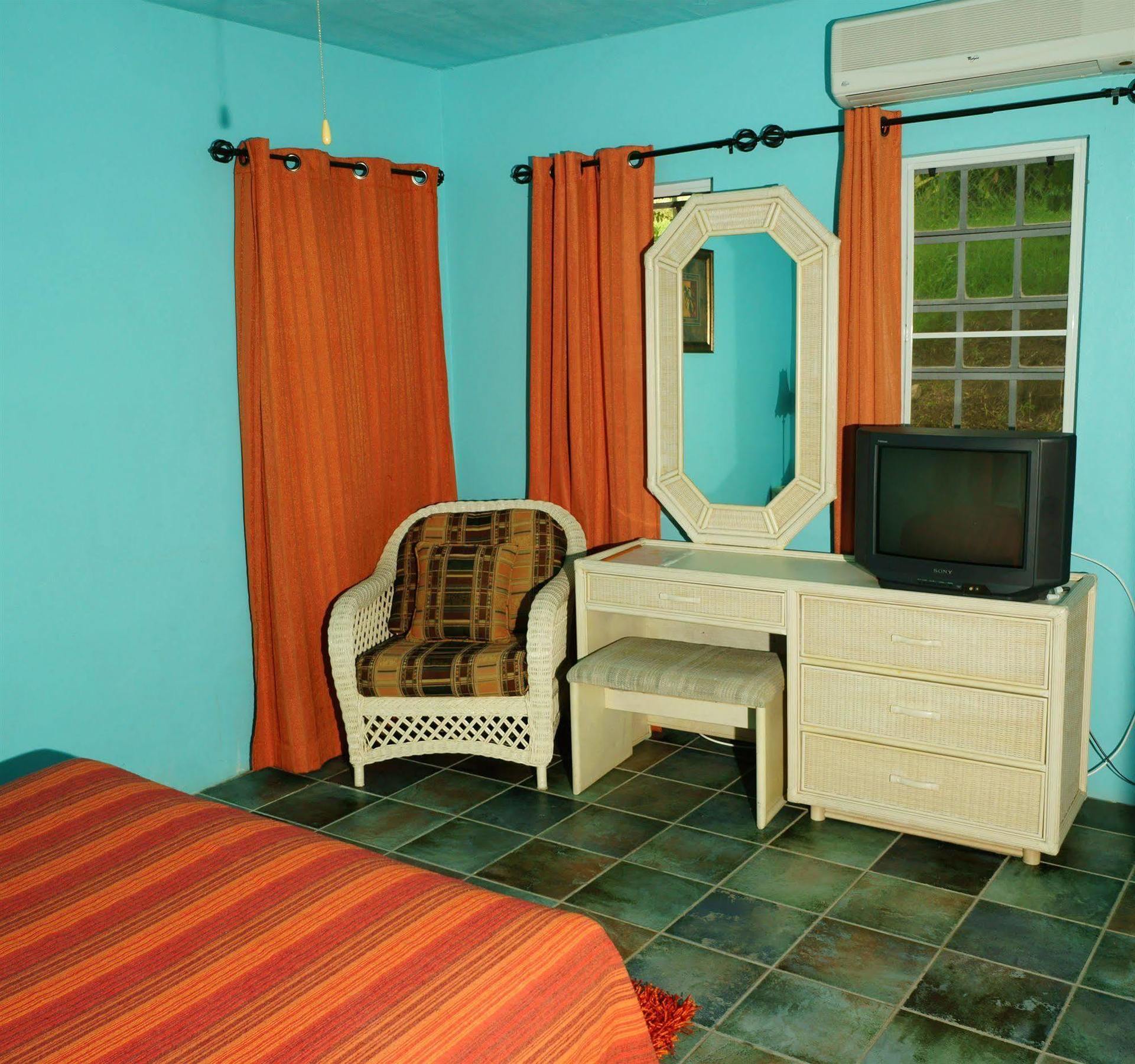 Lamblion Holiday Apartment Freemans ภายนอก รูปภาพ